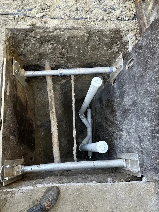 Experienced plumber completing Drain Cleaning work in Shiprock